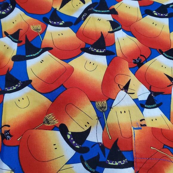 Halloween Candy Corn Witch Spooky 3XL Peaches Uniforms Shirt Scrub Top V-Neck - Picture 2 of 10